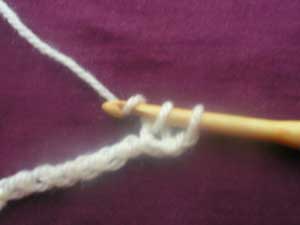 Double Crochet how to step 2 Double Crochet how to step 2