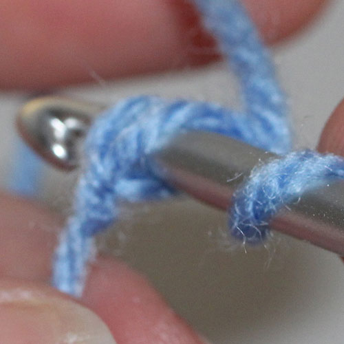 Foundation Double Crochet step 1 Foundation Double Crochet step 1